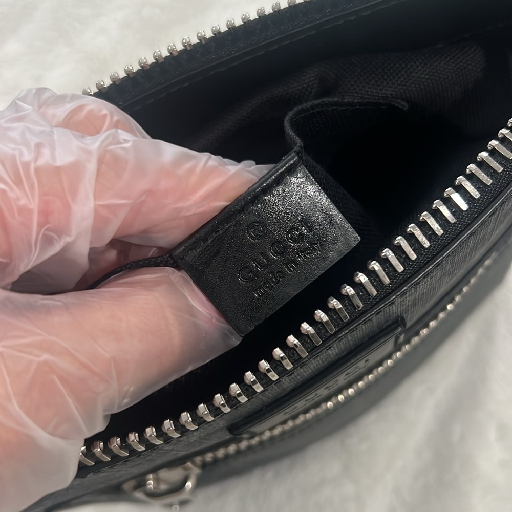 Gucci Black GG Supreme Messenger Bag unisex - Picture 7 of 13